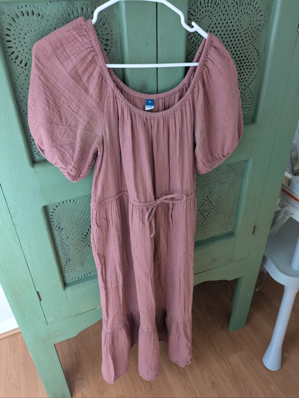 Mauve Puff-Sleeve Cotton Dress with Waist Tie